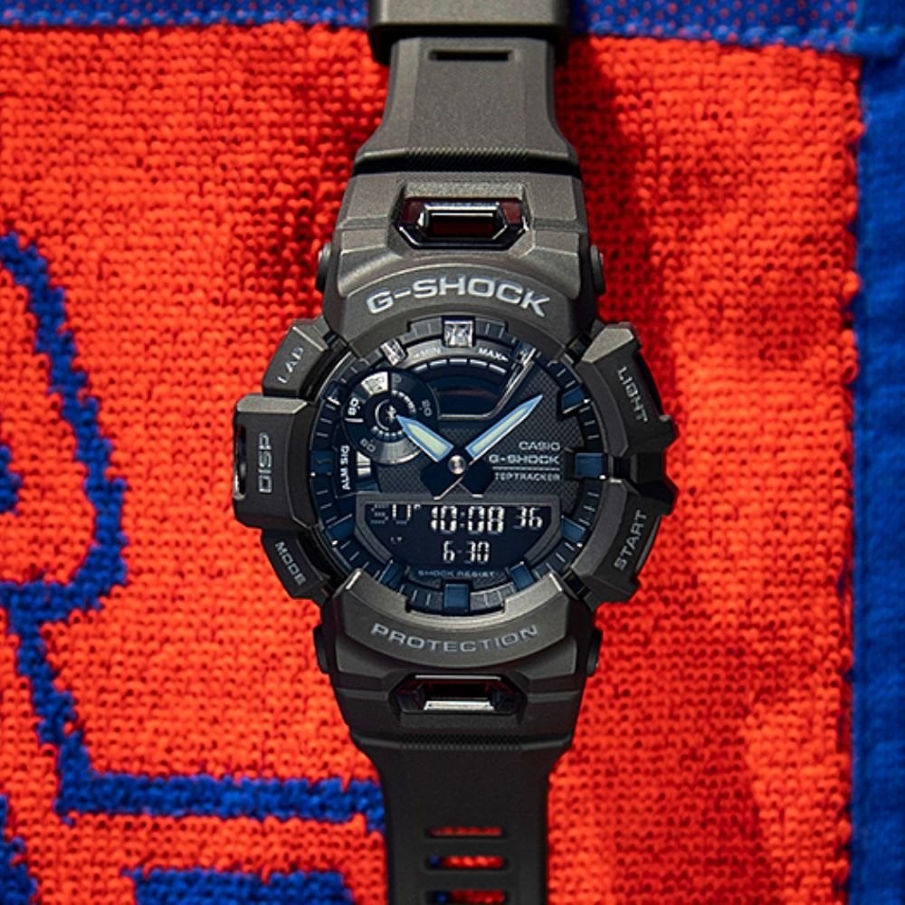 G-SHOCK G-SQUAD GBA-900-1ADR Kol Saati