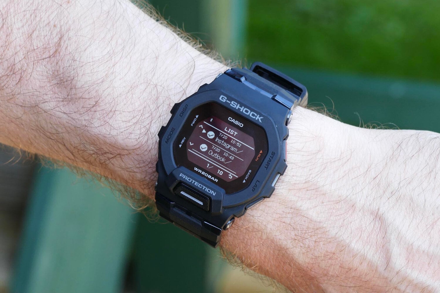 G-SHOCK G-SQUAD GBD-200UU-1DR Kol Saati