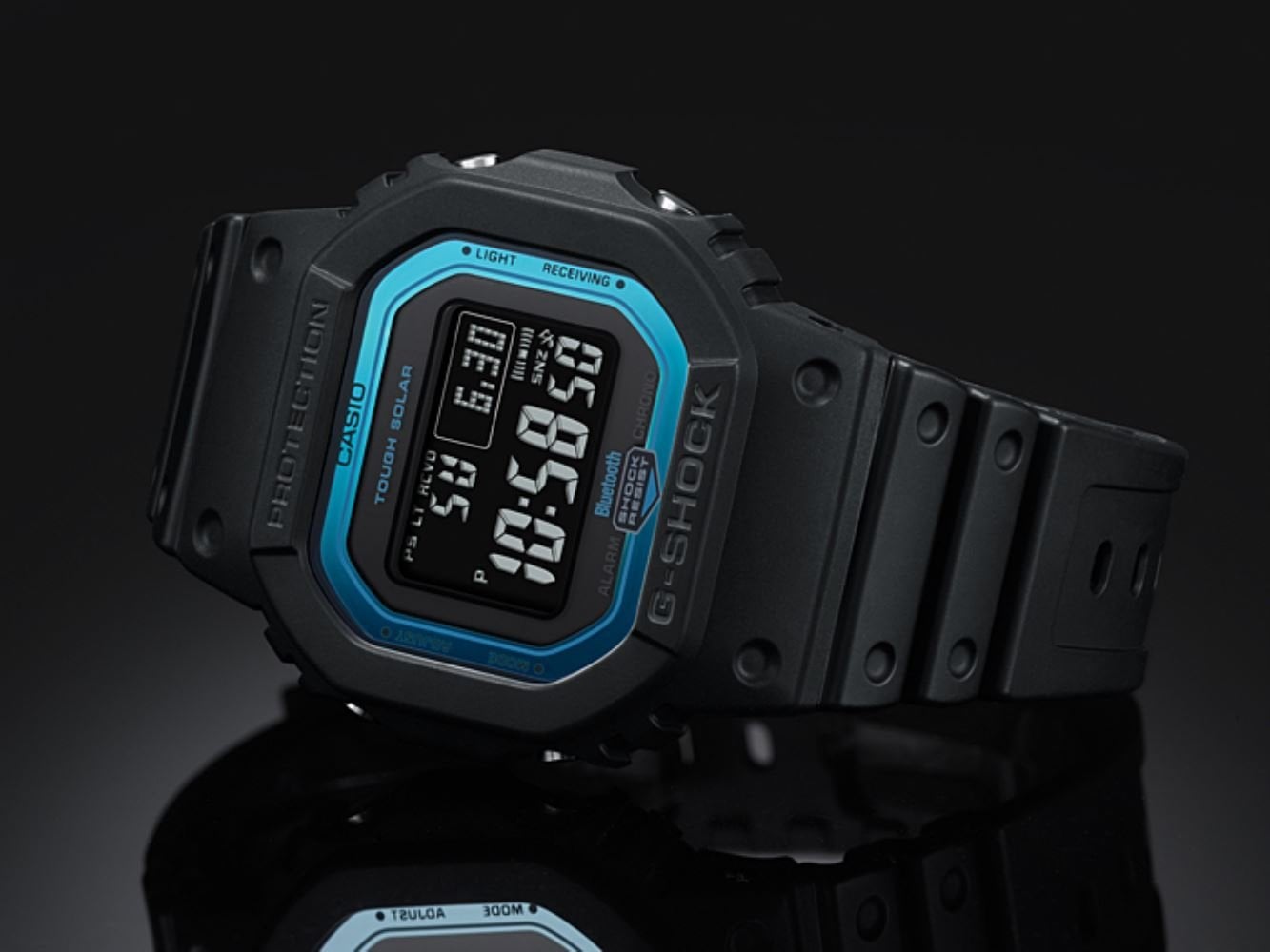 G-SHOCK ICONIC GW-B5600-2DR Kol Saati