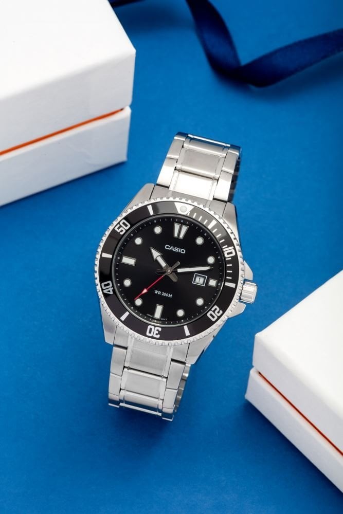 Casio MDV-107D-1A1VDF Saat