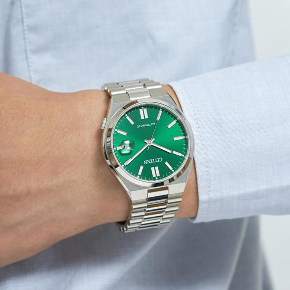Citizen NJ0150-81X Saat