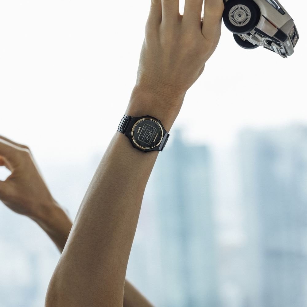 CASIO STANDART TRN-50ZE-1ADR Kol Saati